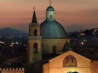 Folignocammina passerà davanti alle 28 chiese del centro storico