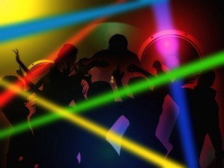 Picchiano due giovani in discoteca, a Foligno arrestati i 4 aggressori