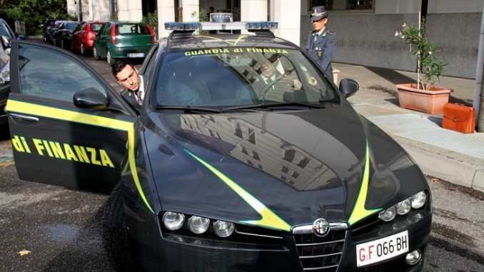 Gdf di Foligno sequestra beni per 6 milioni di euro, 6 indagati per reati fiscali
