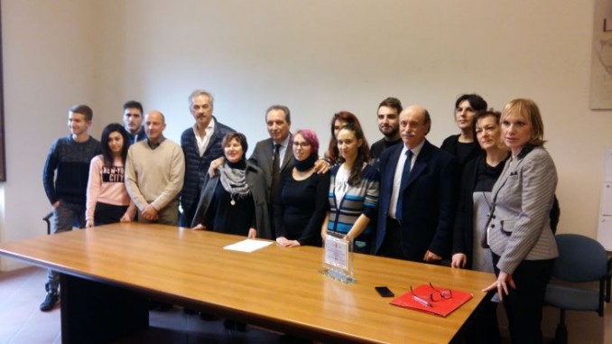 Scuola Orfini premiata per logo “Foligno centro del mondo e dello sport”