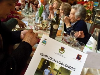 Trevi, centro sociale "Martani" festeggia le donne i papà del sodalizio