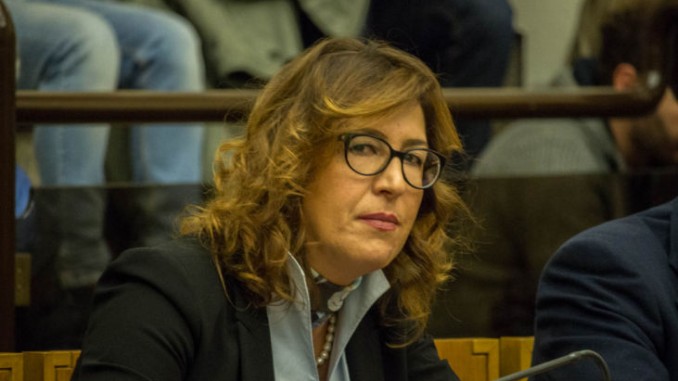 Maria Grazia Carbonari esce dal Movimento 5 Stelle, e chiude la porta in faccia a tutti