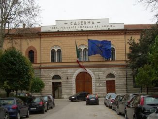 Fora (patto civico): utilizzo strutture militari per intensificare vaccinazioni