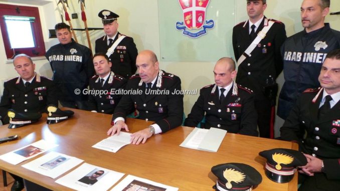 Cocaina e soldi sequestrati, a Foligno arrestate due persone