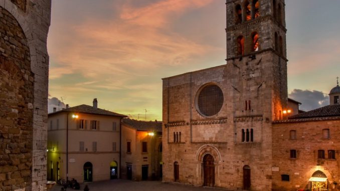 Bevagna 4 novembre, il ruolo della memoria per costruire un mondo più giusto