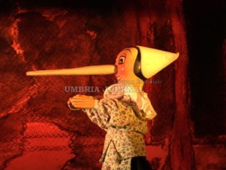 Fa tappa a Foligno il nuovo Pinocchio del teatro umbro dei burattini