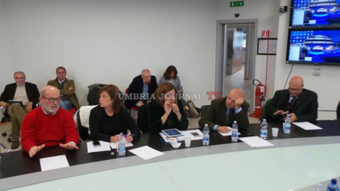 Terremoto, incontro tra giunta e consiglieri al centro protezione civile di Foligno