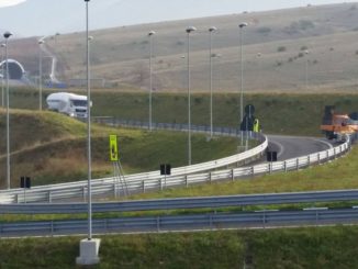 Incidente stradale allo svincolo Foligno Est, si ribalta autoarticolato