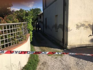 Donna di 77 anni trovata morta, figlio indagato per omicidio