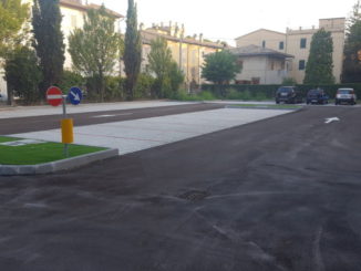 Foligno, area vecchia caserma vigili urbani diventa parcheggio