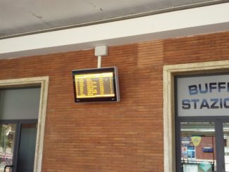 Gratta e vinci fortunato, vince 1 milione 756 mila euro al bar della stazione