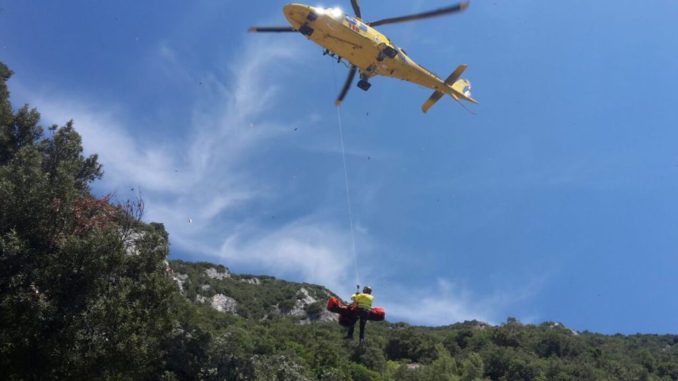 Soccorso alpino e 118 recuperano escursionista ferito a Pale di Foligno