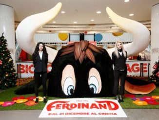 A Milano e a Roma la scultura del toro Ferdinand realizzata dall’artista folignate Stefano Emili