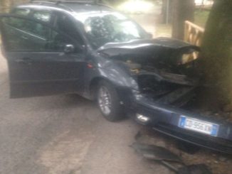 Donna albanese di 20 ferita, frattura del bacino incidente Trevi