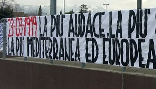 Esposto striscione fascista a Foligno, il sindaco Mismetti è un fatto grave