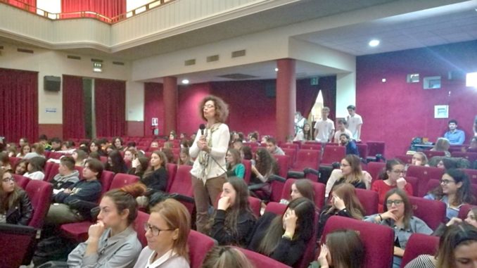 Licei di Foligno Frezzi e Beata Angela progetto comune per la scuola