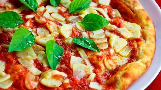 Presentata la 38° edizione del Festival della pizza a Bevagna: dal 22 al 31 luglio prossimi, la pizza più solidale del mondo!