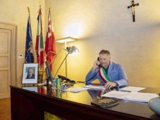 Covid-19, scuole chiuse e dad anche a Foligno, sindaco firma ordinanze