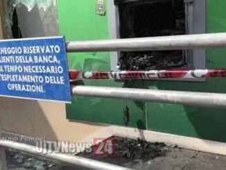 Esplosione nella notte, fanno saltare bancomat della Bnl a Foligno