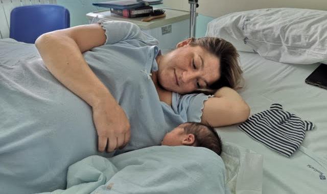 Cristina, dà alla luce il suo bimbo dopo una complessa gravidanza, la storia