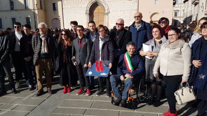 Giornata contro la violenza sulle donne, corteo giovani a Foligno