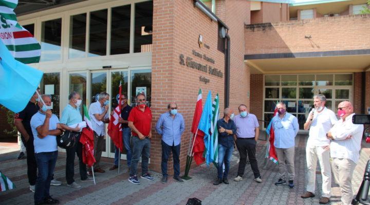 26 febbraio presidio davanti Ospedale Foligno USL Umbria 2 risposte insoddisfacenti