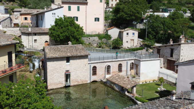 Raduno auto d’epoca a Rasiglia, ordinanza viabilità
