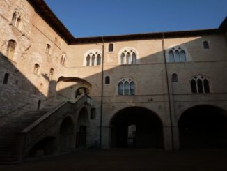 Segni Barocchi, “Sonetti d’amore” sabato 31 agosto nella corte di Palazzo Trinci