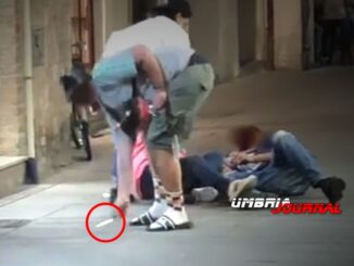 Aggressione in centro a Foligno, momenti di panico, le immagini