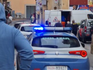 34enne arrestato, resistenza, violenza e lesioni a pubblico ufficiale