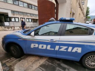 Evade e va alla stazione ferroviaria, arrestato. Doveva stare ai domiciliari
