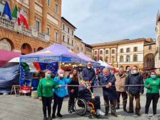 Inaugurato Mercato Europeo a Foligno con 80 ambulanti