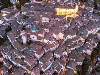 Trevi in vetrina su paesaggio Italia e su Viaggi e Cammini