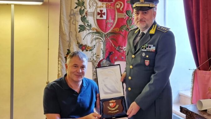 Capitano Finanza Auriemma lascia servizio dopo 5 anni Capitano Finanza Auriemma lascia servizio dopo 5 anni