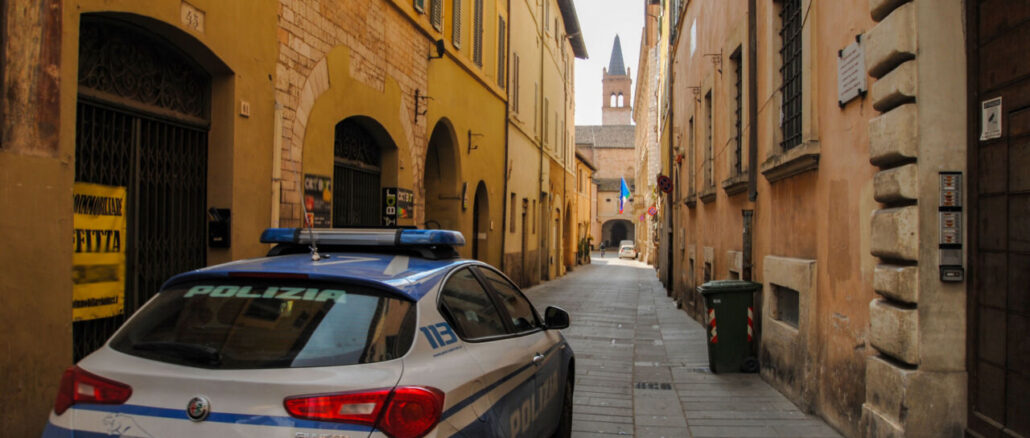 Quattro giovanissimi arrestati in pieno centro a Foligno