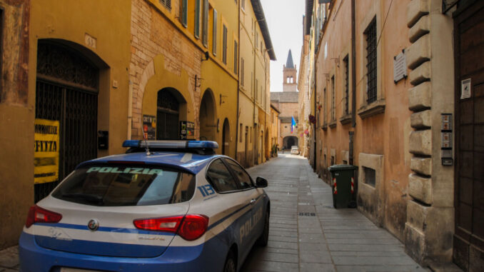 Controllo del territorio: la Polizia di Stato denuncia un 29enne per furto aggravato