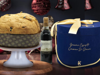 Panettone Gennaro Esposito, con uva passita Sagrantino Caprai
