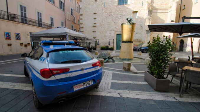 Uomo di 48 anni in custodia per violazione ripetuta di un’ordinanza cautelare