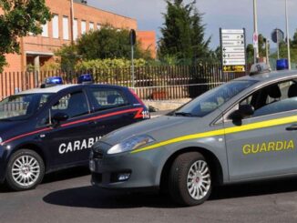 Catturato dopo furto, azione congiunta Carabinieri e Finanza