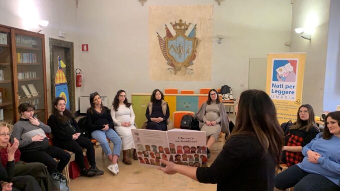 Al via progetto “Letture con la pancia” per donne gravidanza e papà