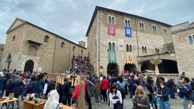 A Bevagna torna la Primavera Medievale