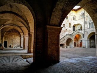"La Sottile Linea d'Umbria": Un Ponte Artistico tra Musei