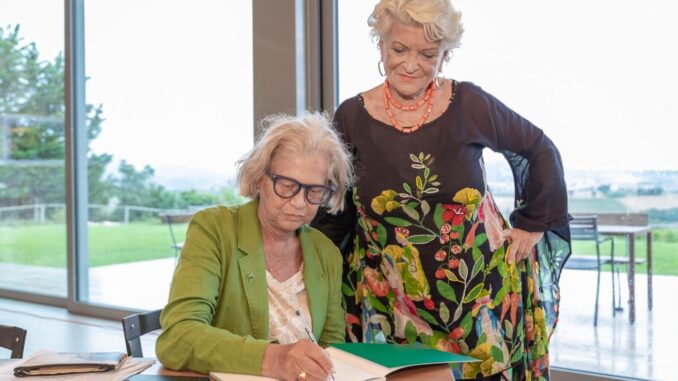  'Le grandi chef in una ricetta' presentato il libro a Montefalco