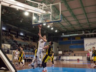Incontenibile Lucky Wind: Spettacolo al PalaPaternesi
