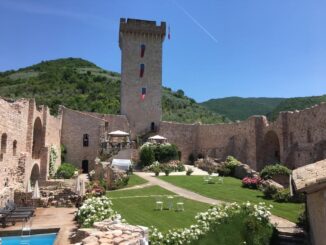 Musica per il Sociale incanta la Torre dei Trinci a Capodacqua
