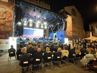 Fanfara Polizia Stato, Foligno, Primi d'Italia, concerto, Questura Perugia, Confcommercio, Maestro Profili, legalità