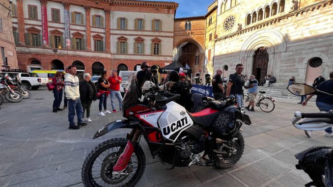 Un viaggio di cuore: Davide arriva a Foligno con Simone Zignoli