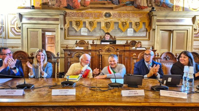 L’omaggio del Consiglio comunale a Franco Bosi