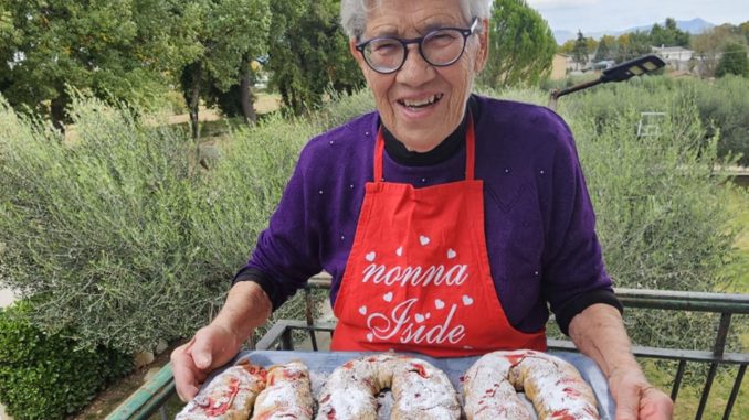 Rocciata umbra emoziona l’America e celebra Nonna Iside