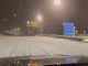 Traffico in tilt sulla SS77 per neve intensa a Cancelli di Foligno [video]